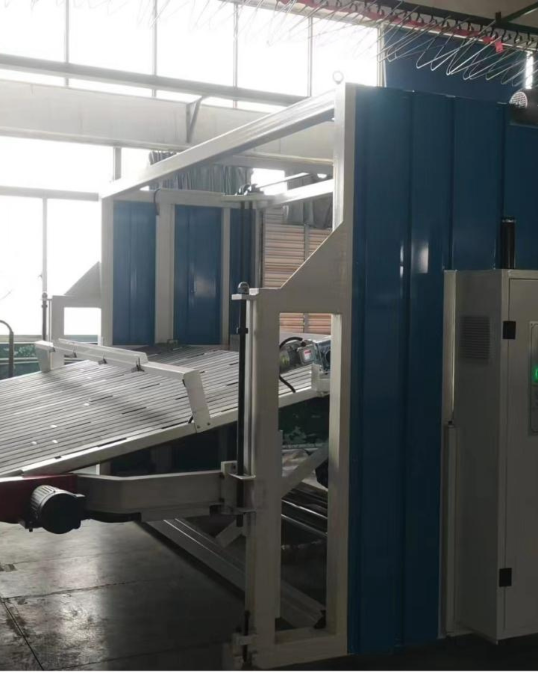 Apiladora Automática de Cuero Inteligente